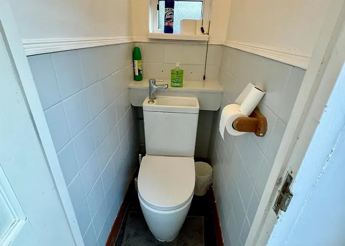 Privatunterkunft Delightful By Gloucester Road *